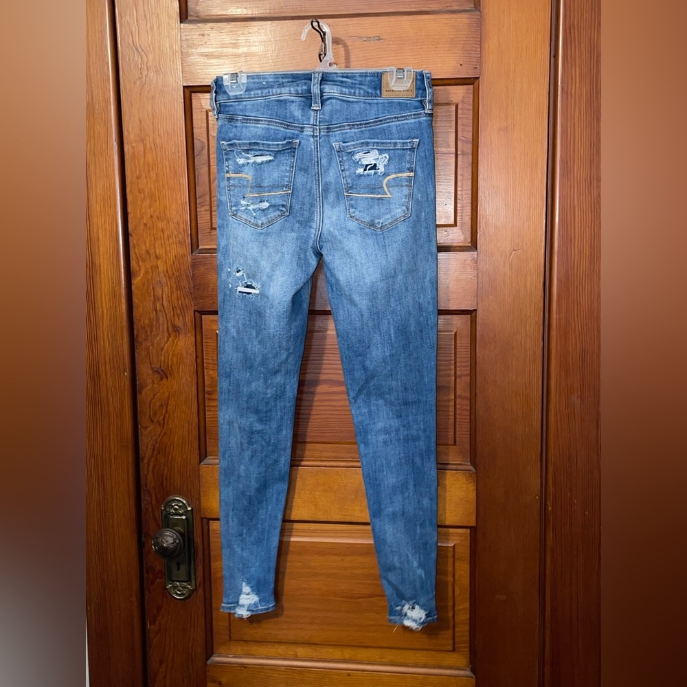 Sold to Elizabeth//
American Eagle Ripped Tapered Jeans - Picture 2 of 9